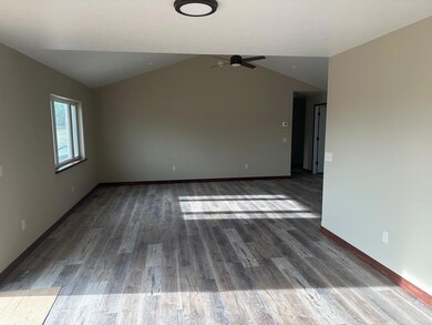 902 Shadow St unit 221, Cody, WY 82414 - photo 2