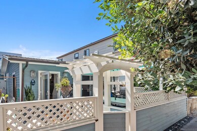 733 Whiting Ct, San Diego, CA 92109 - photo 4