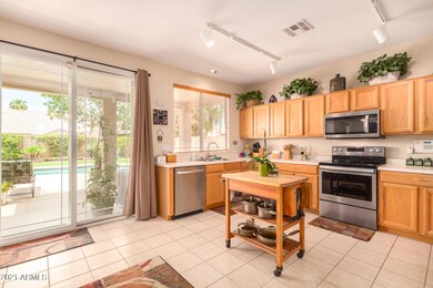 1572 E Oakland St, Chandler, AZ 85225 - photo 5