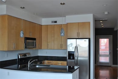 273 W 2nd St unit 2, Boston, MA 02127 - photo 3