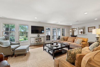 13163 Kimberley Ln, Houston, TX 77079 - photo 3