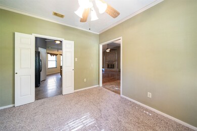 1307 Greenbriar Ave, Friendswood, TX 77546 - photo 5
