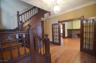 Foyer into Living Room