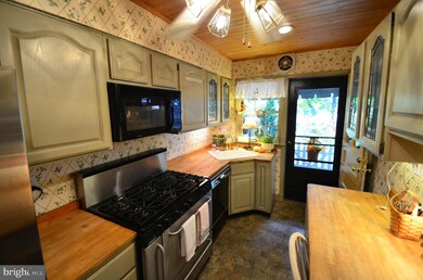 321 Old Trail Rd, Baltimore, MD 21212 - photo 7