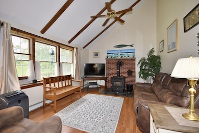 181 Great Neck Rd, Wareham, MA 02571 - photo 2