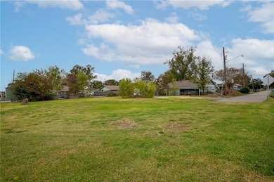 11 Clayton Dr, Norco, LA 70079 - photo 5