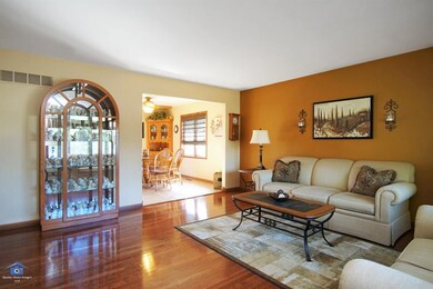 1433 Capri Ln, Dyer, IN 46311 - photo 2