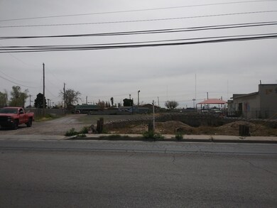 304 N Carolina Dr, El Paso, TX 79915 - photo 5