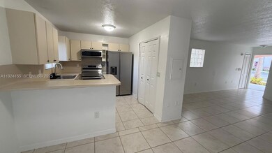 1251 SE 28th Ct unit 106, Homestead, FL 33035 - photo 5