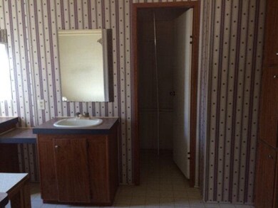 Walk in Closet MB