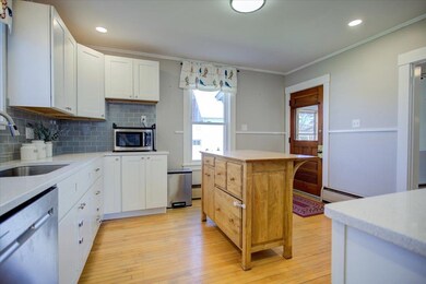 103 Lower Welden St, Saint Albans, VT 05478 - photo 5