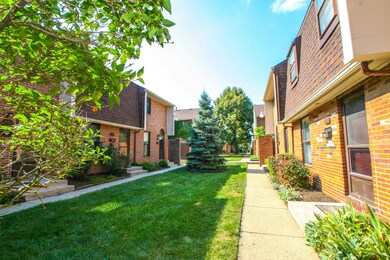 1785 Willoway Cir N-26