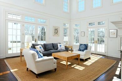 Great Room with Fireplace