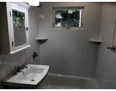 72 Linden St unit 72, Wellesley, MA 02482 - photo 5