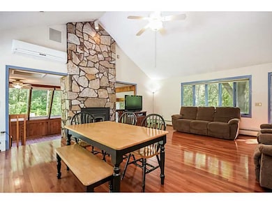 Den/Family/Great Room.