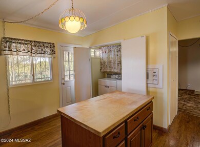 Kitchen DSC_0410 SM