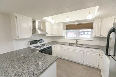 1849 Billy Casper Dr, El Paso, TX 79936 - photo 5