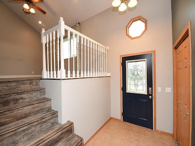 4820 Oneida Cir, Council Bluffs, IA 51503 - photo 4