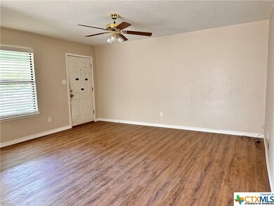 713 Allen St unit 715, San Marcos, TX 78666 - photo 4