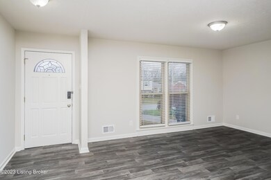 020-photo-living-room-13394617