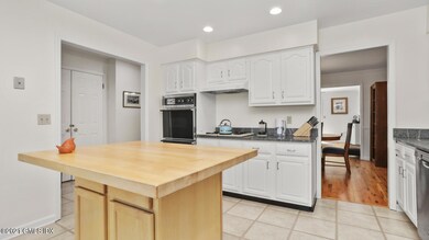 78 River Rd unit 8, Cos Cob, CT 06807 - photo 5