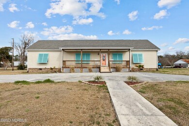 422 Broad Creek Loop Rd, Newport, NC 28570 - photo 2