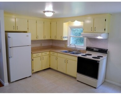 36 Greenwich Rd, Amherst, MA 01002 - photo 2