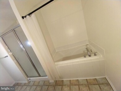 184 Rittenhouse Dr, Woodbury, NJ 08096 - photo 7