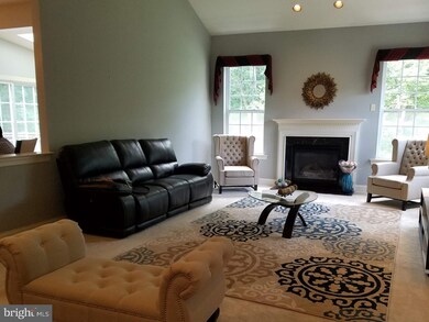 349 Sterling Ln, Downingtown, PA 19335 - photo 6