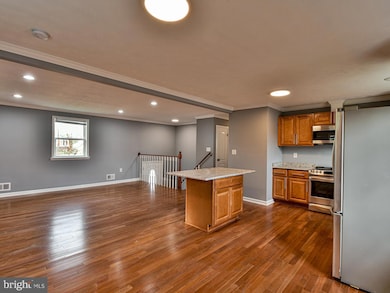 6308 Larwin Dr unit (MAIN LEVEL), Temple Hills, MD 20748 - photo 7