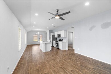 14111 Sandy Pines Ct, Conroe, TX 77302 - photo 4