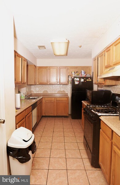 6001 64th Ave, Riverdale, MD 20737 - photo 4