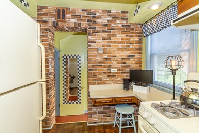 1513 Bristol Ave, Westchester, IL 60154 - photo 4