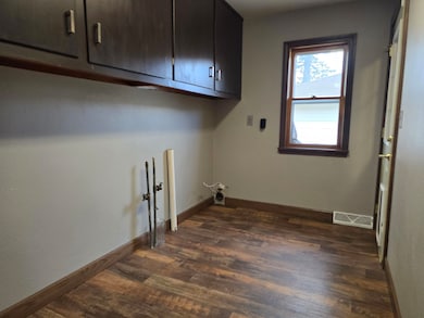 126 E North St, Plainfield, WI 54966 - photo 2