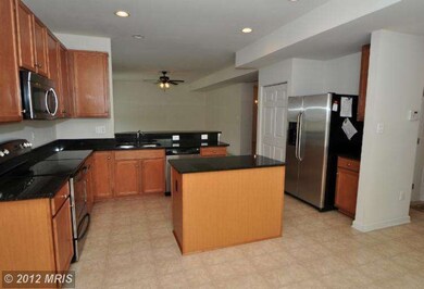 25031 White Sands Dr, Chantilly, VA 20152 - photo 5