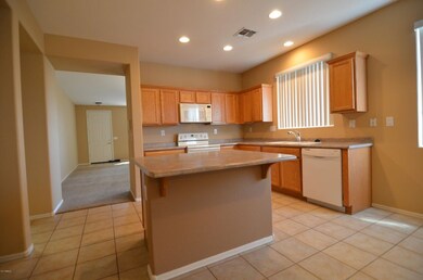 Island/Breakfast Bar