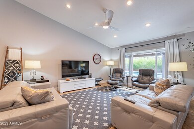 325 S Cathy Ct, Chandler, AZ 85226 - photo 5