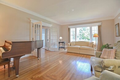 961 Mendon Rd, Woonsocket, RI 02895 - photo 7