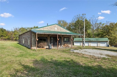 977 NW 1651st Rd, Bates City, MO 64011 - photo 3