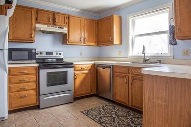 4 Evans Ln unit 4B, South Deerfield, MA 01373 - photo 2