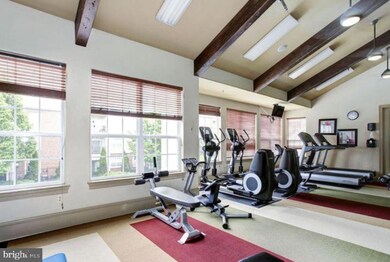 12945 Centre Park Cir unit 405, Herndon, VA 20171 - photo 7