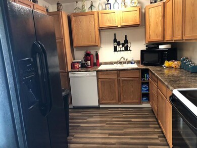 1190 Whetstone St, Bucyrus, OH 44820 - photo 2