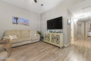 699 Dunbar Ave unit 302, Bay St. Louis, MS 39520 - photo 3