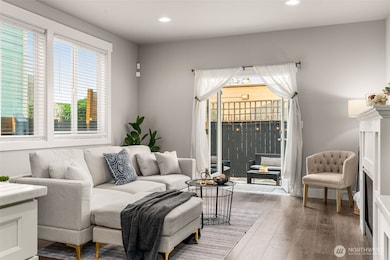 10232 17th Ave SW, Seattle, WA 98146 - photo 4