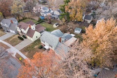 416 E 81st St, Kansas City, MO 64131 - photo 4