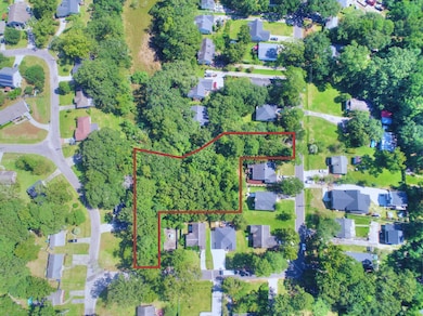 1652 Pierpont Ave, Charleston, SC 29414 - photo 3