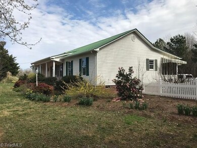 2115 Grantville Ln, Asheboro, NC 27205 - photo 2