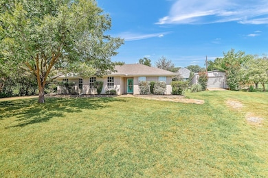 100 Kirk Ave, Pottsboro, TX 75076 - photo 2