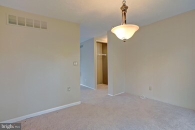 209 Doncaster Rd, Joppa, MD 21085 - photo 5