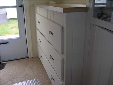 Entry. ENTRY INTO REAR APARTMENT